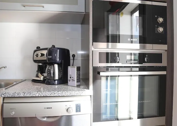 Lusitano شقة نازاريه