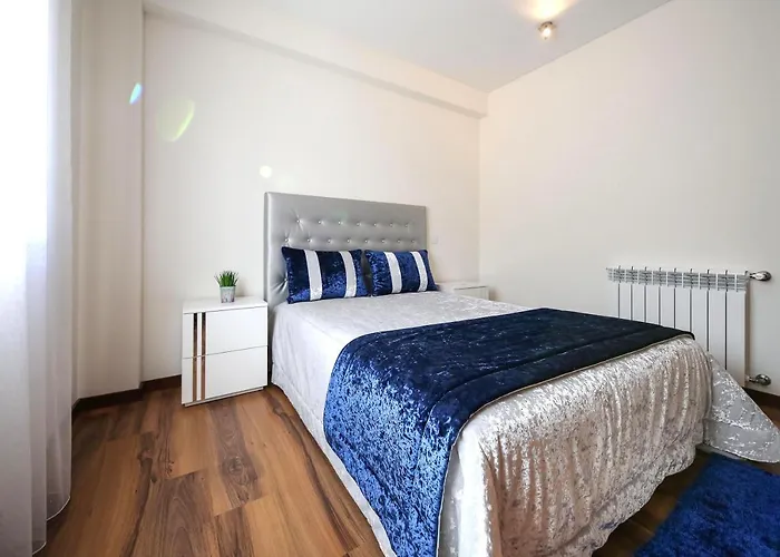 Апартаменты Lusitano *