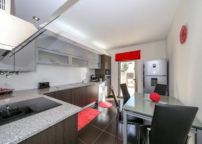 Lusitano Апартаменты *